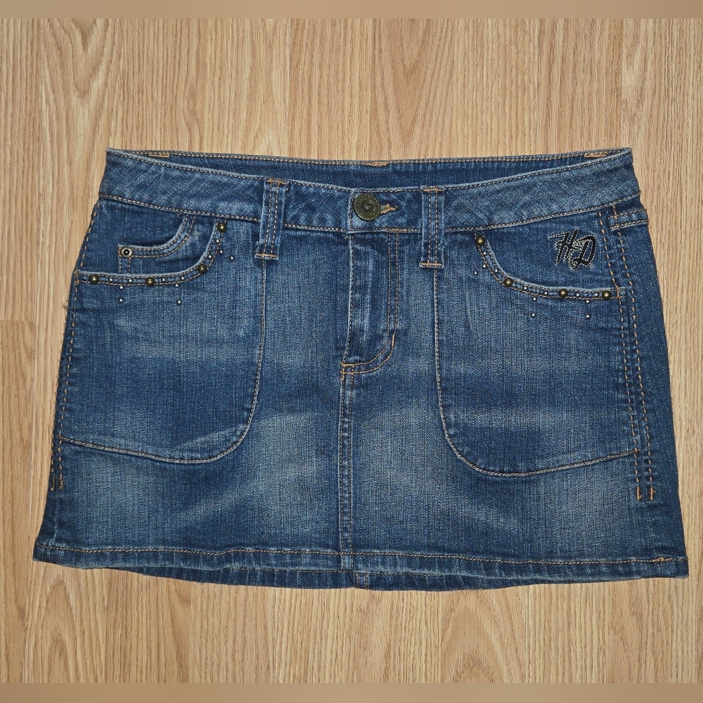 Harley Davidson Denim Metal Accents Mini Jean Skirt Size 6 Biker Festival Logo